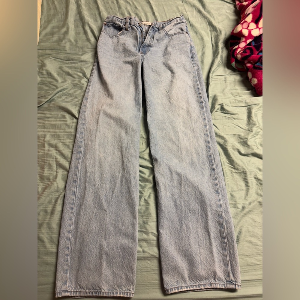Abercrombie jeans
